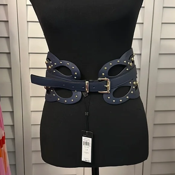 BCBGMaxAzria | Accessories | Nwt Bcbg Maxazria 35 Mm Loop  display picture 2